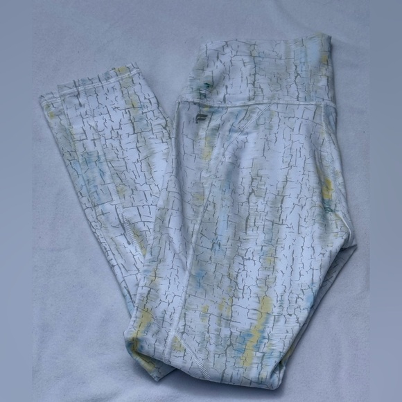 FABLETICS Abstract Patterned Legging Pants - Picture 2 of 3